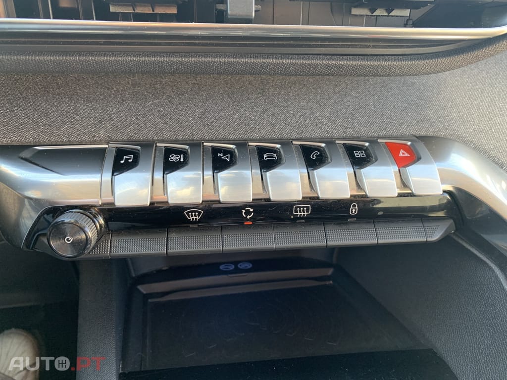Peugeot 5008 1.5 BlueHDi Allure EAT8