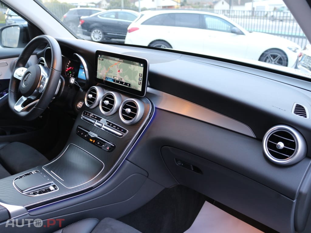 Mercedes-Benz GLC 300 de 4-Matic AMG Pack Night