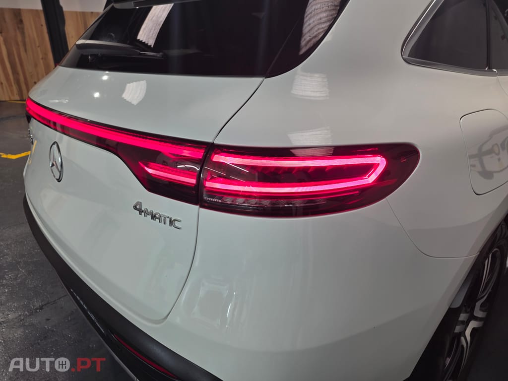 Mercedes-Benz EQC 400 4MATIC AMG