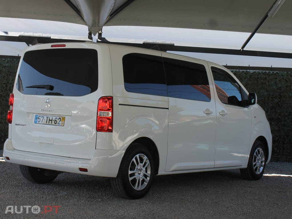 Peugeot Traveller 1.6 BlueHDi L2H1 Business Standard