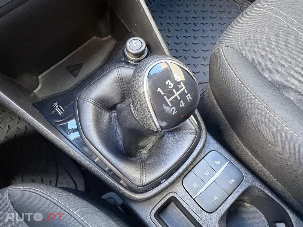 Ford Fiesta 1.1 Ti-VCT Business