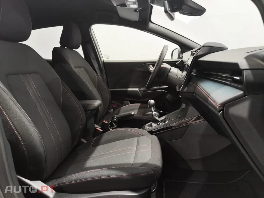 Ford Puma 1.0 EcoBoost MHEV ST-Line