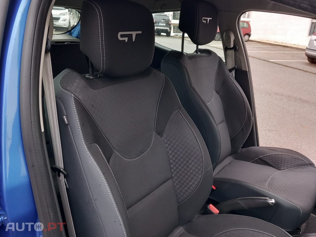 Renault Clio TCe 120 EDC GT