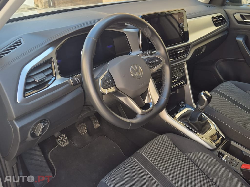 Volkswagen T-Roc Life