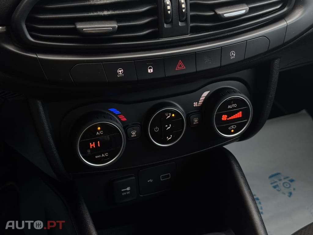 Fiat Tipo 1.3 M-Jet Lounge