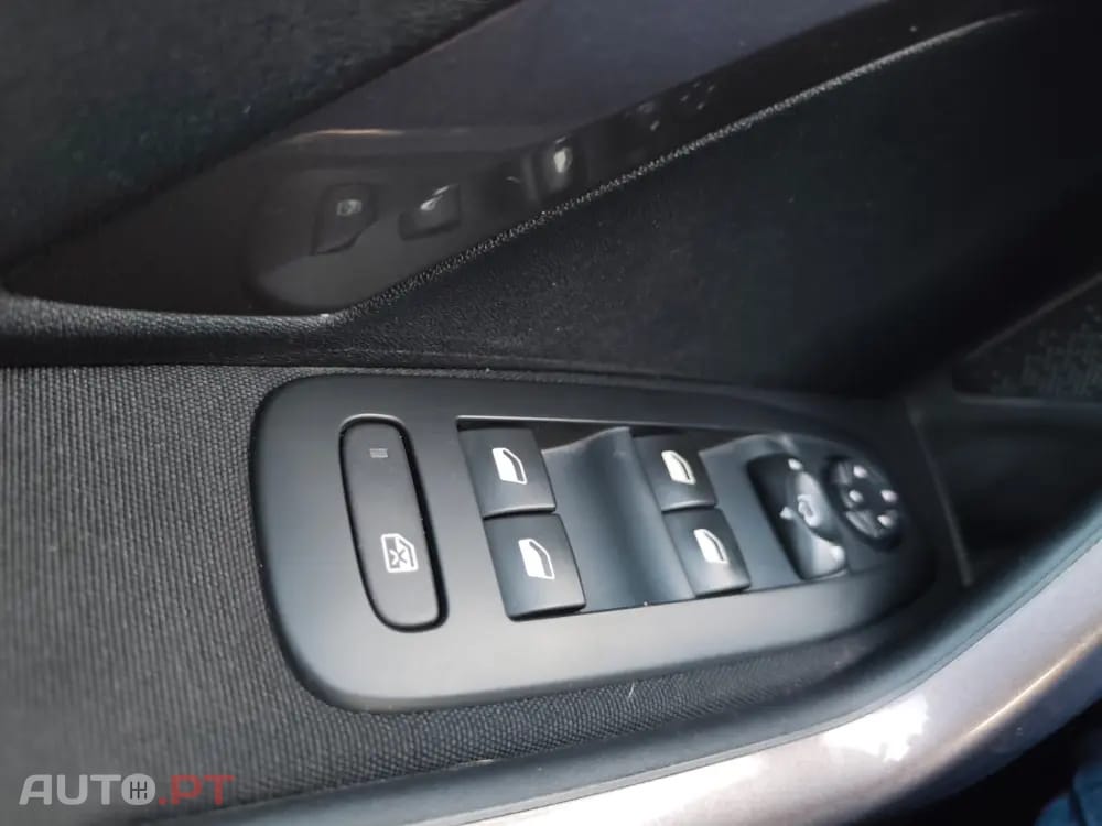 Peugeot 2008 1.2 PureTech Style