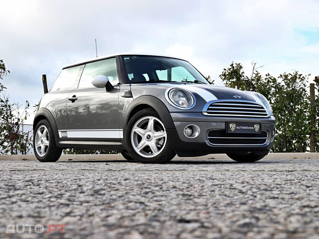 MINI Cooper Cooper D