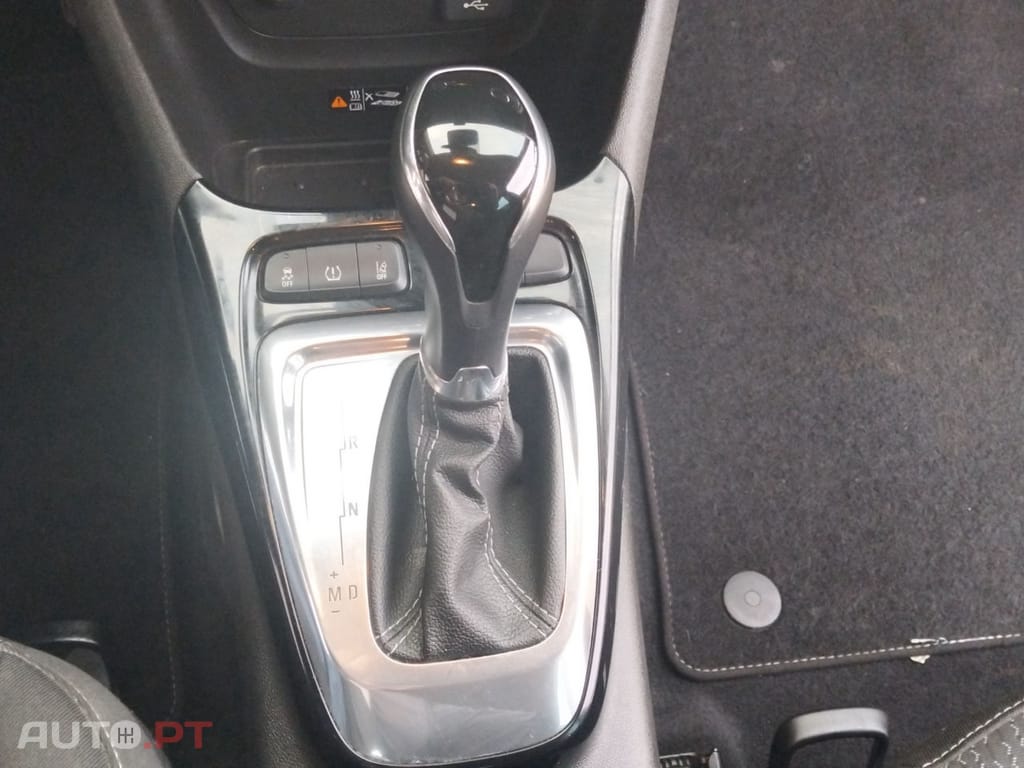 Opel Crossland X 1.2 T Innovation Aut.