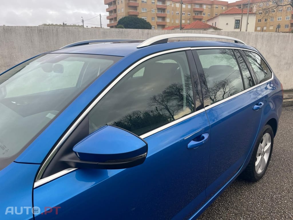 Skoda Octavia Break 1.6 TDI DSG Premium Edition