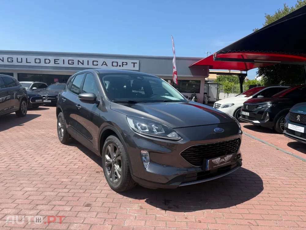 Ford Kuga 1.5 TDCi EcoBlue Titanium Aut.