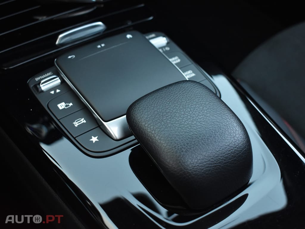 Mercedes-Benz CLA 250 e Shooting Brake 8G-DCT AMG Line