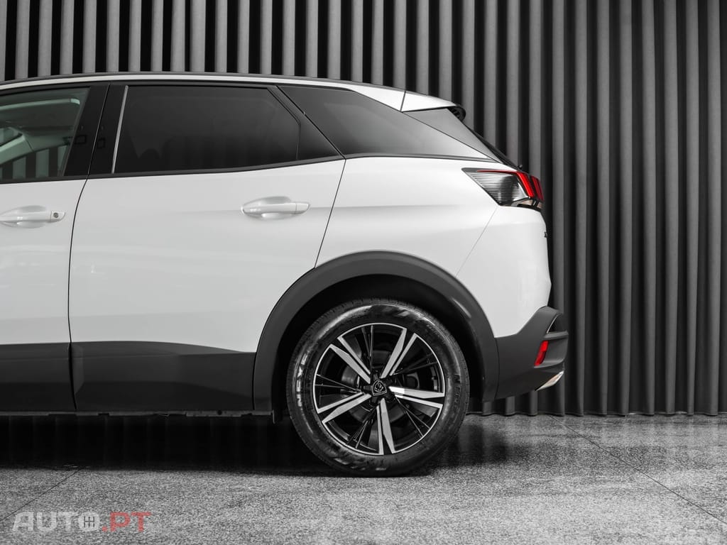 Peugeot 3008 1.5 BlueHDi Active Pack EAT8