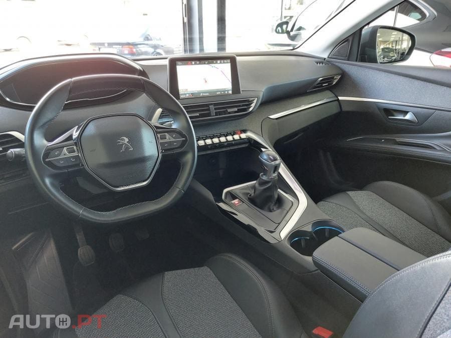 Peugeot 5008 1.5 BlueHDi Allure