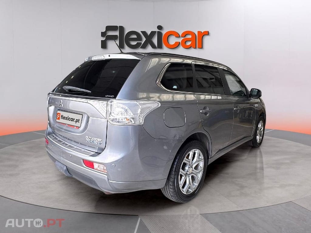 Mitsubishi Outlander 2.0 MIVEC Intense+