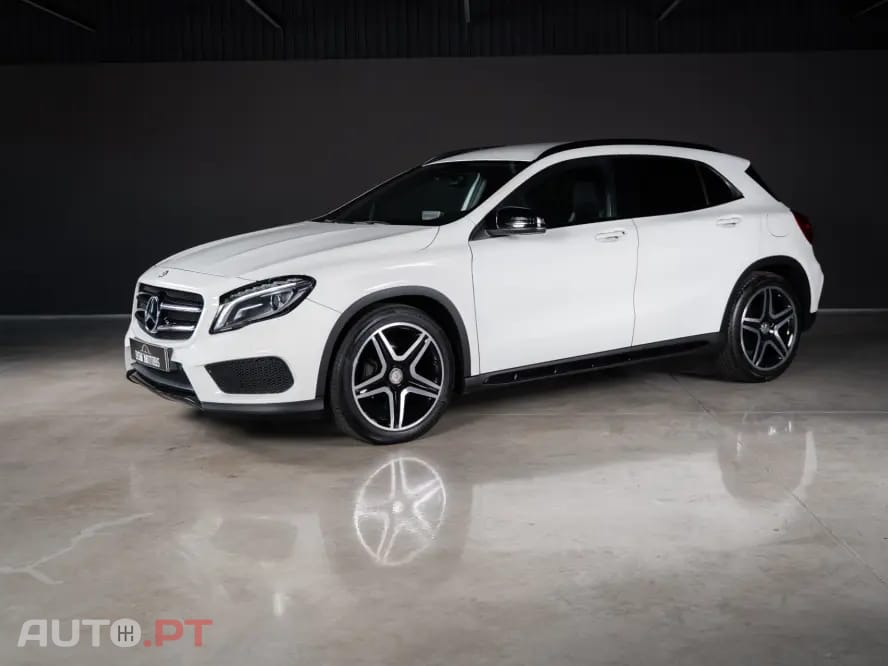 Mercedes-Benz GLA 200 AMG Line