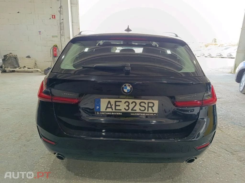 BMW 318 d Touring Essence