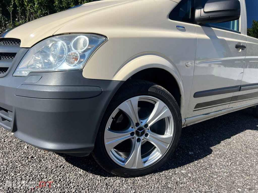 Mercedes-Benz Vito 9 LUGARES
