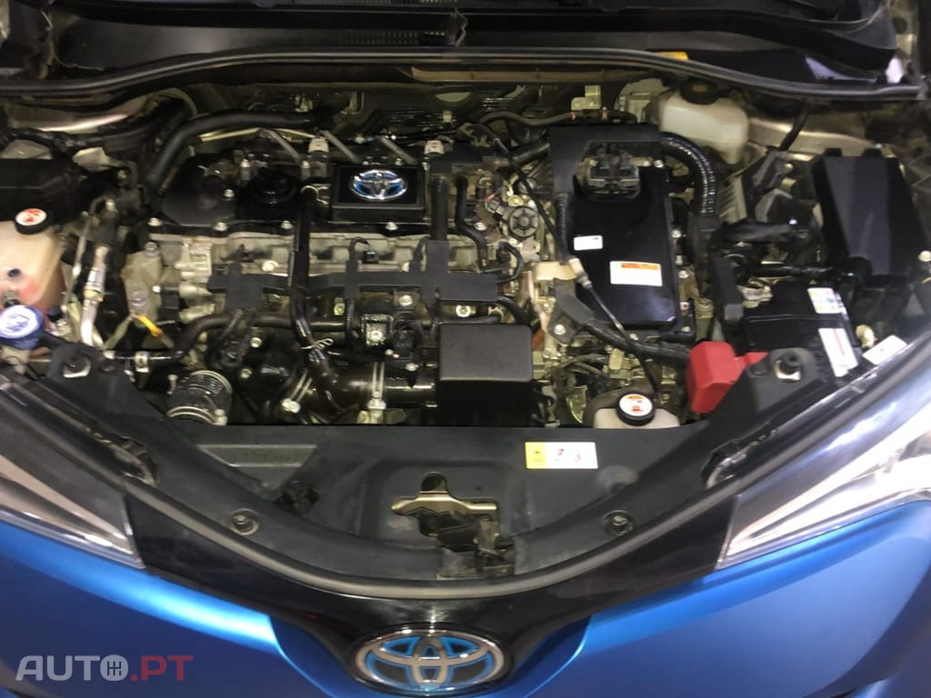 Toyota C-HR 1.8 HSD Comfort+P.Style