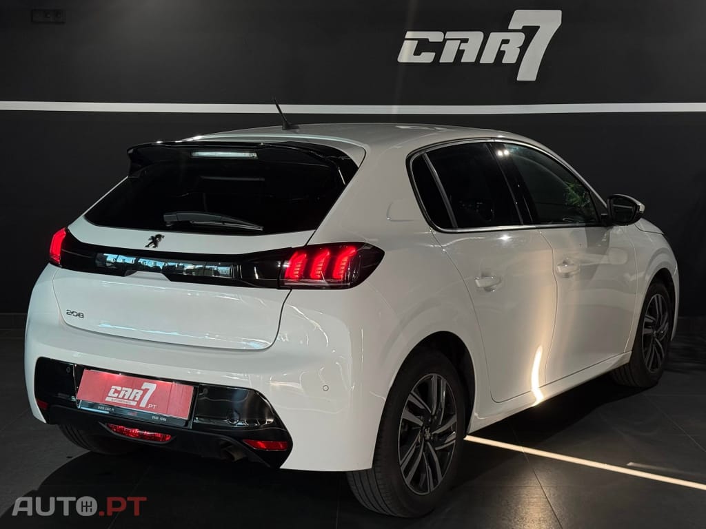 Peugeot 208 1.2 PureTech Allure Pack EAT8