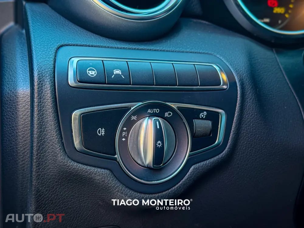 Mercedes-Benz C 300 de T 9G-TRONIC AMG Line PACK NIGHT