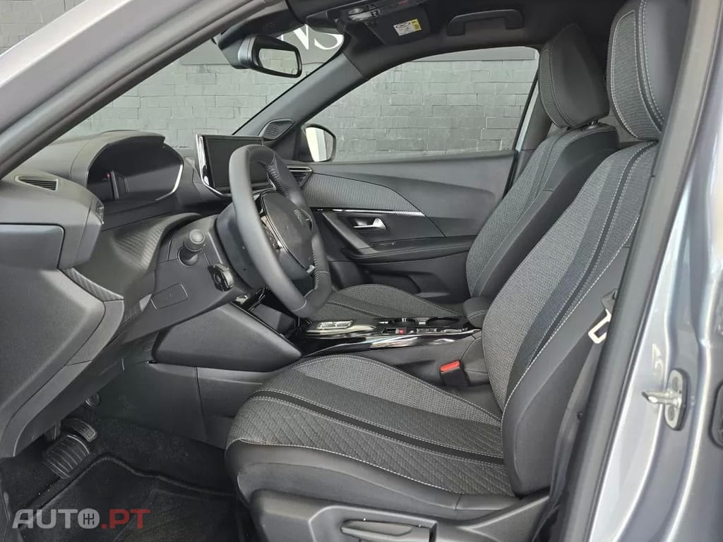 Peugeot E-2008 54 kWh Allure