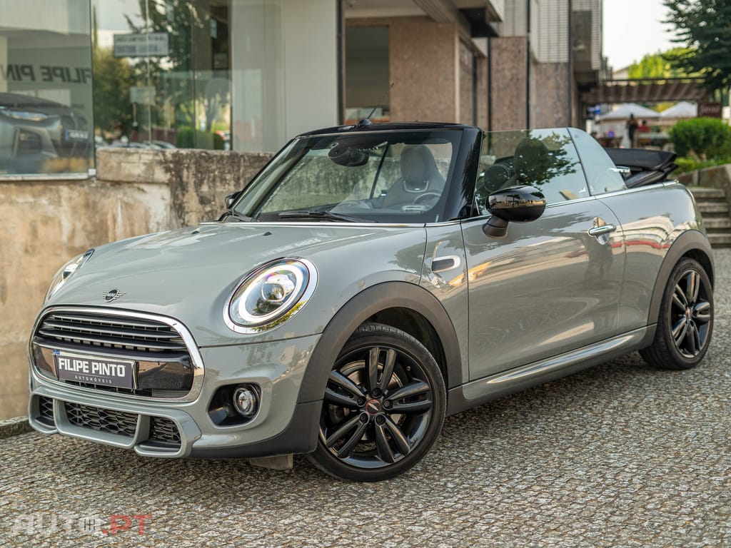 MINI Cabrio Cooper Premium Extra JCW Auto