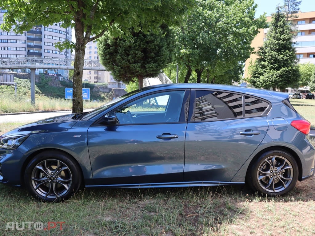 Ford Focus 1.0 EcoBoost MHEV ST-Line