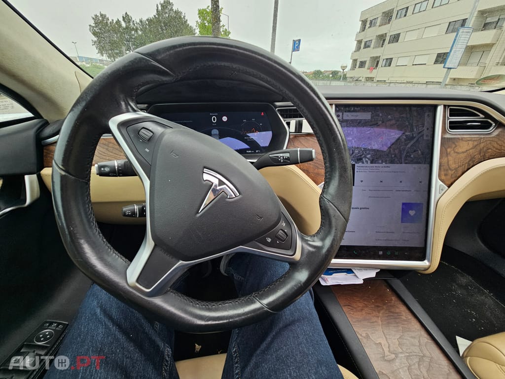 Tesla Model S 60