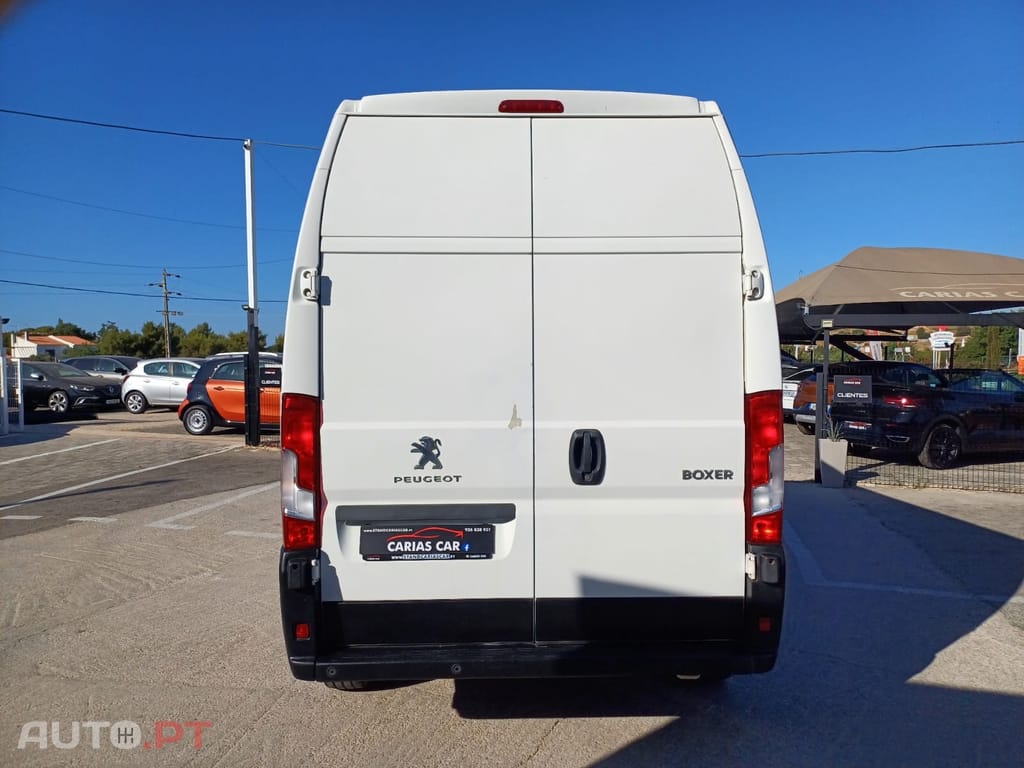 Peugeot Boxer 2.0 BlueHDi 335 L3 CD