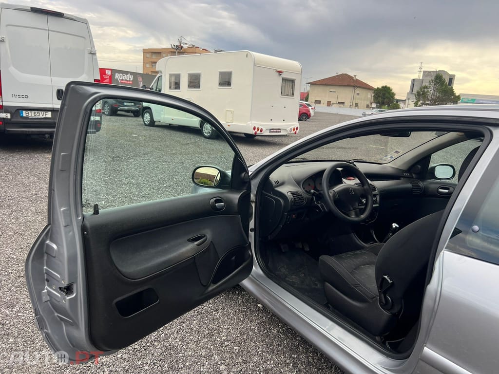 Peugeot 206 2.0 HDi XS
