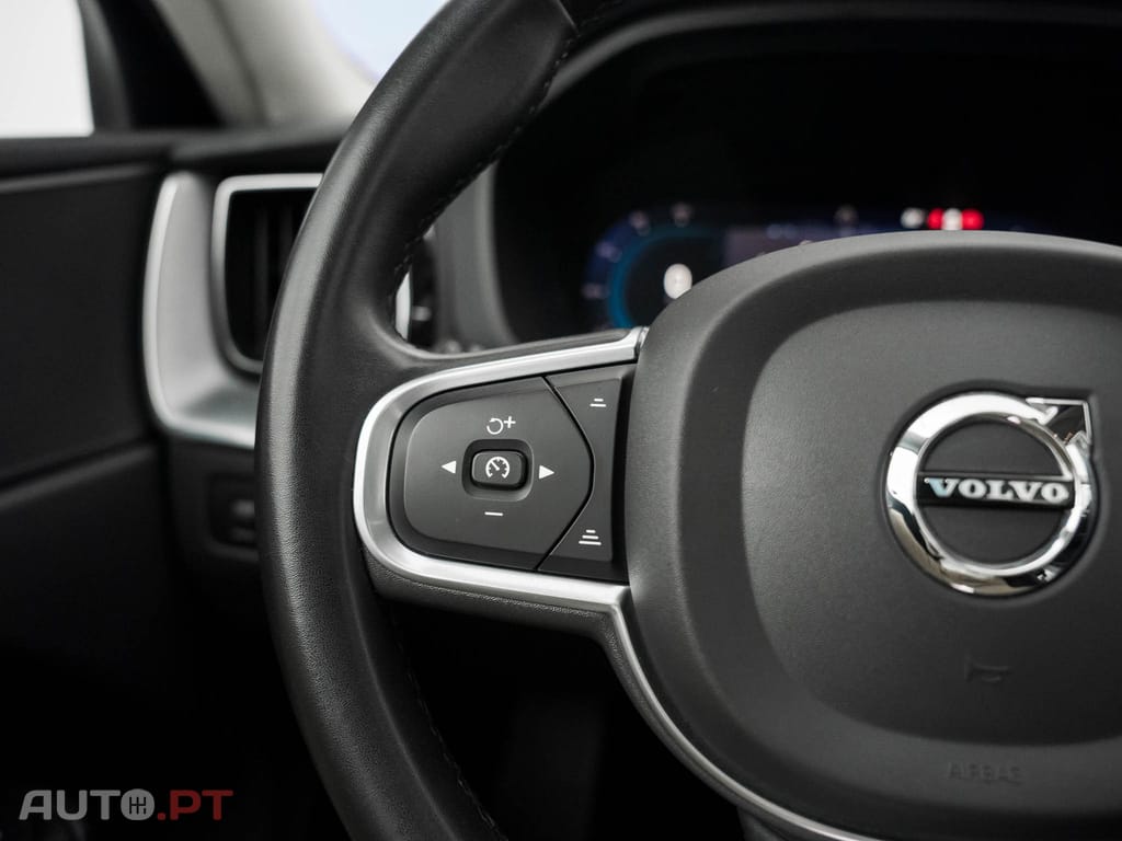 Volvo XC60 2.0 T6 PHEV Inscription Expression AWD