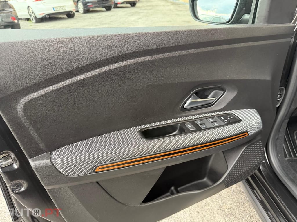 Dacia Sandero 1.0 TCe Stepway Expression CVT