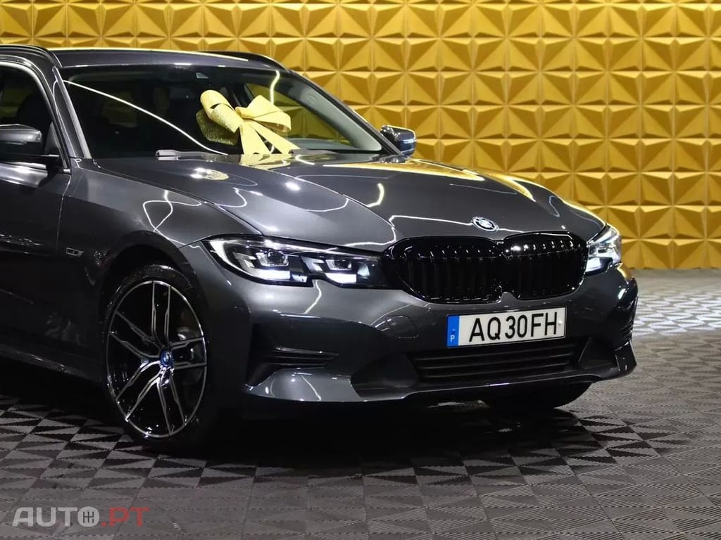 BMW 320 e Line Sport Auto