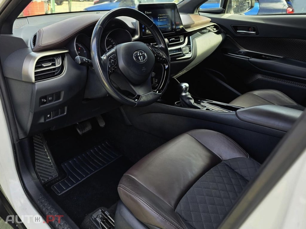 Toyota C-HR 1.8 HSD EXCLUSIV / P.LUXURY