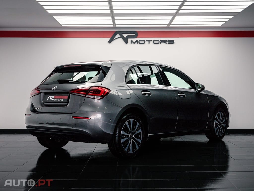 Mercedes-Benz A 250 e Style Plus