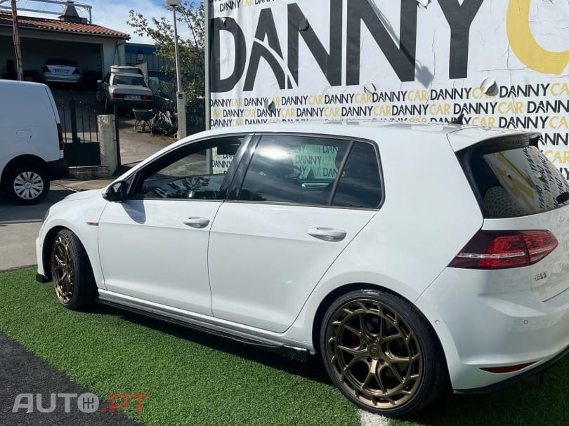 Volkswagen Golf 2.0 GTi DSG