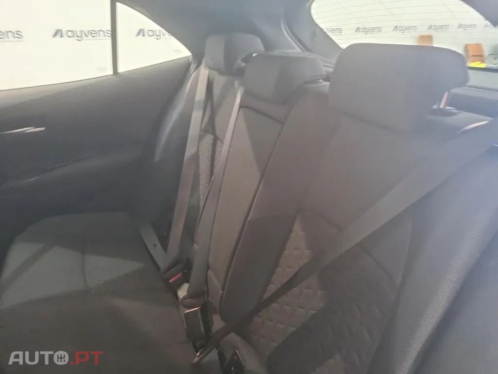 Toyota Corolla 1.8 Hybrid Comfort