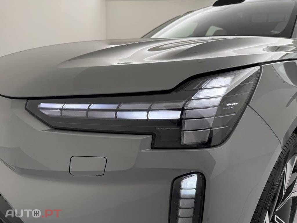 Volvo EX90 111 kWh Twin Motor Performance Ultra