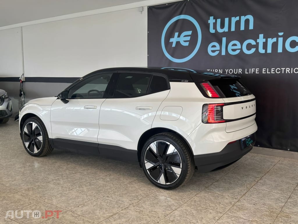 Volvo EX30 69 kWh Twin Motor Plus