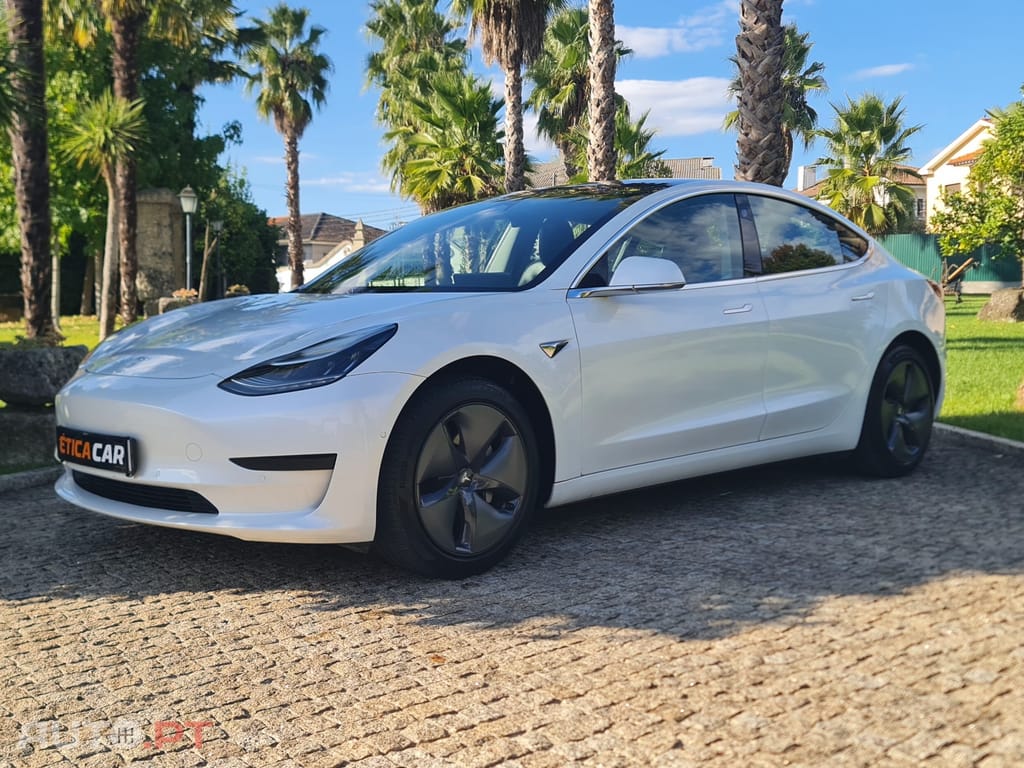 Tesla Model 3 Tração Traseira Premium