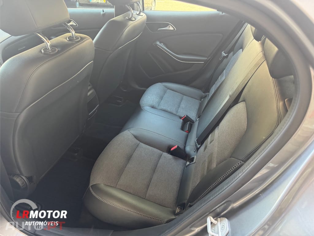 Mercedes-Benz GLA 180 d