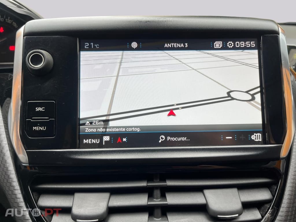 Peugeot 2008 1.2 e-VTi Style