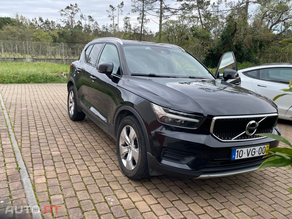 Volvo XC40 Momentum  Geartronic