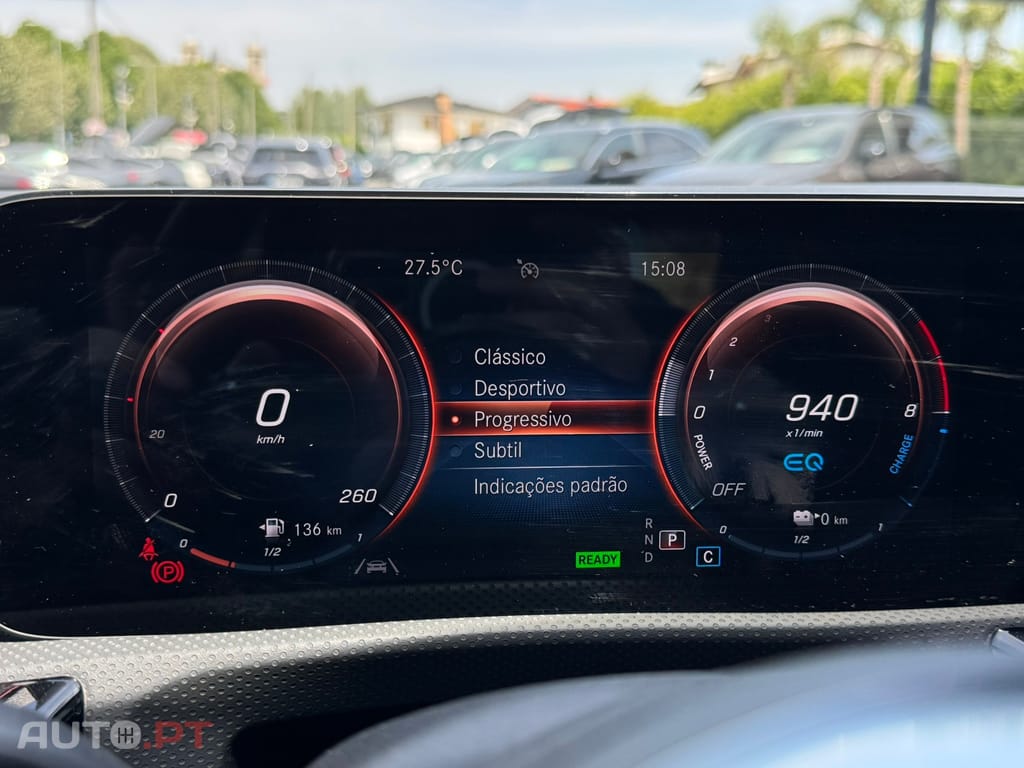 Mercedes-Benz A 250 e AMG Line