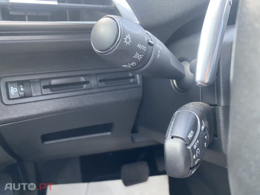 Peugeot 5008 1.5 BlueHDi Allure EAT8