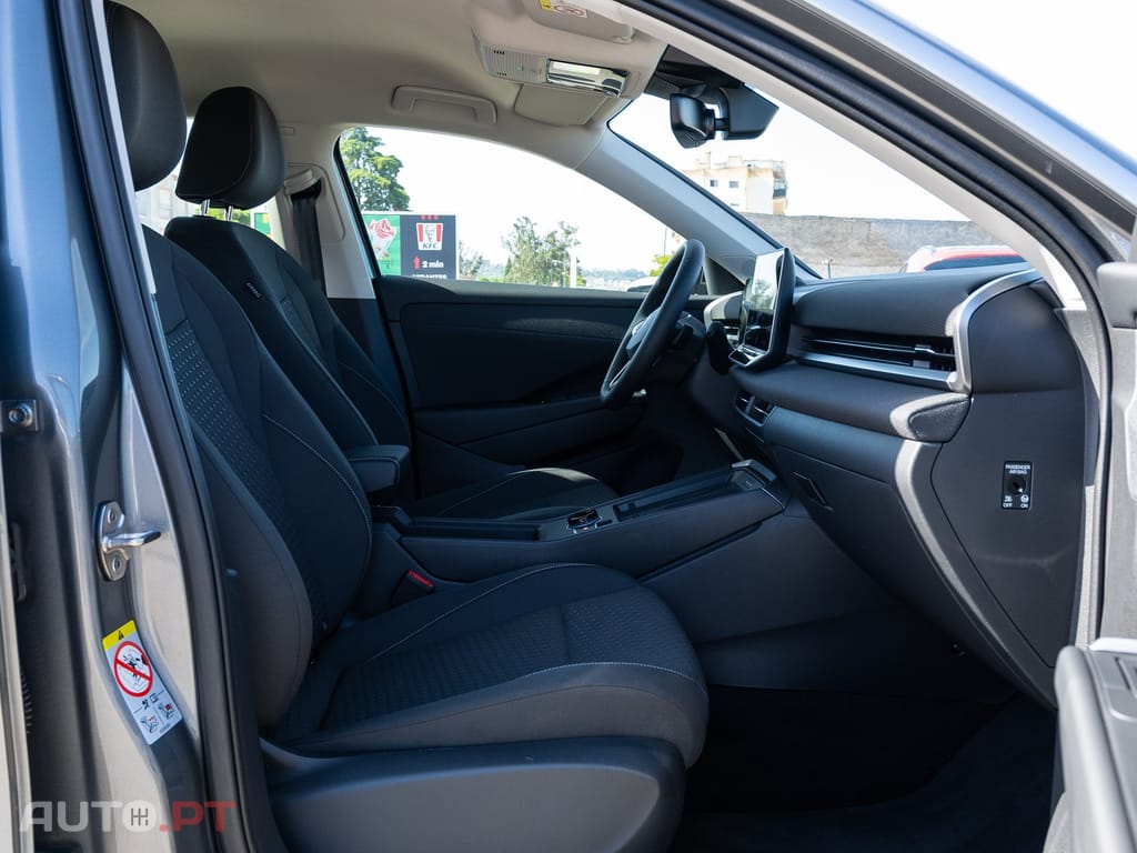 Volkswagen T-Roc 1.5 eTSI Trend DSG