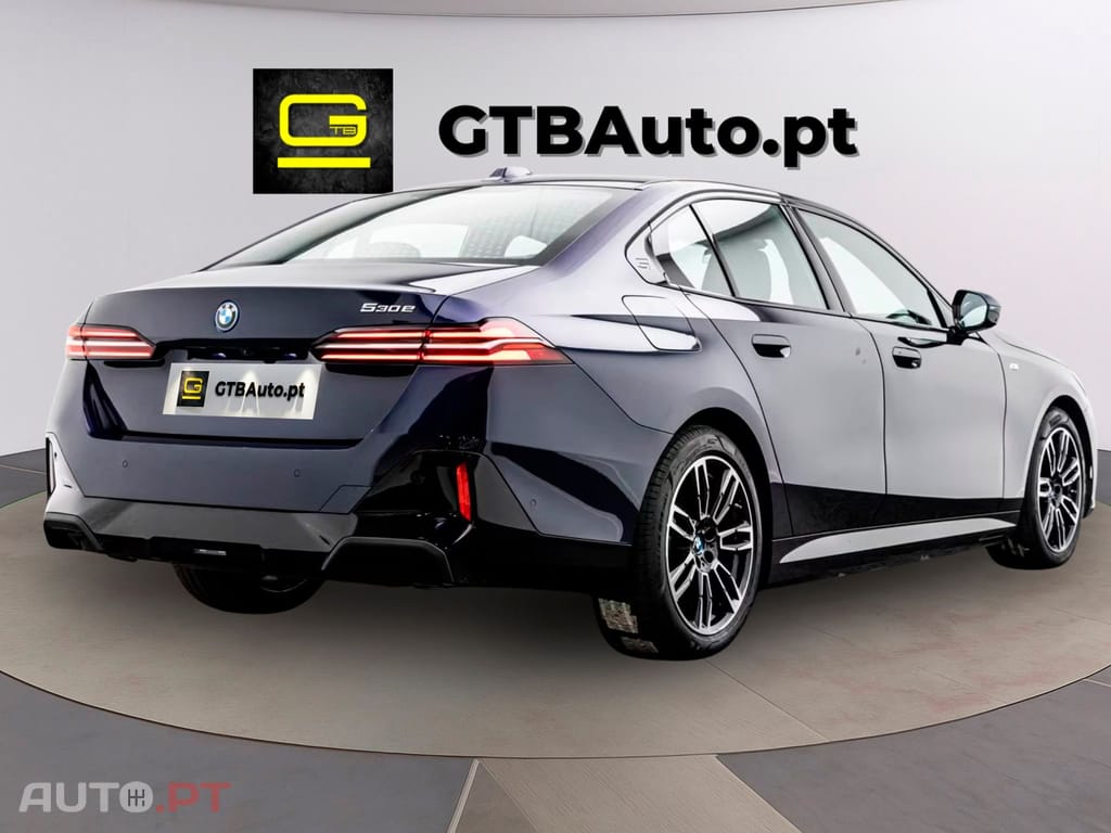 BMW 530 LIMOUSINE M SPORT I.V.A DEDUTIVEL