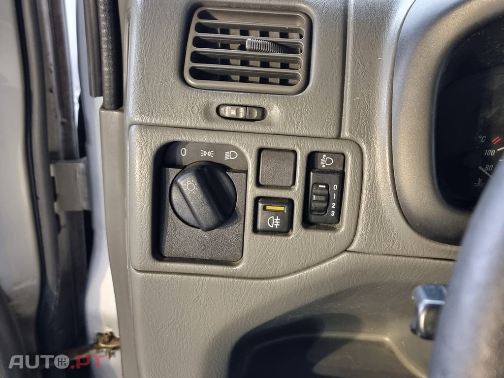 Opel Agila 1.0 12V