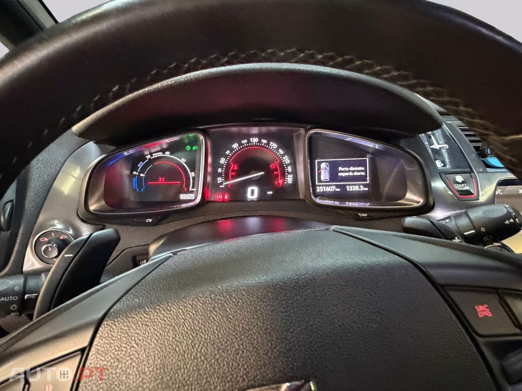 Citroen DS5 2.0 HDi Hybrid4 Business