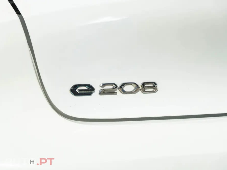 Peugeot E-208 50 kWh Active